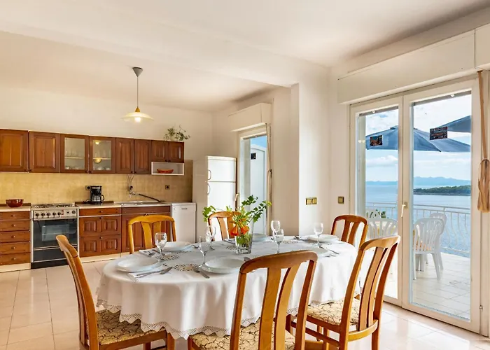 شقة - 02 بريسبا