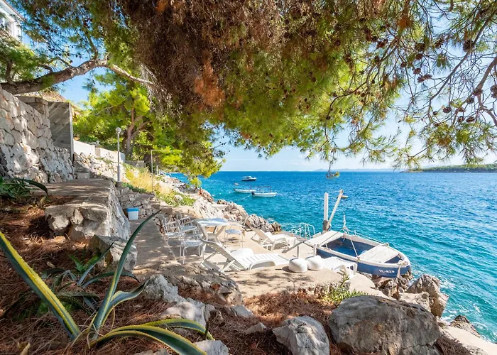 - 02 شقة بريسبا